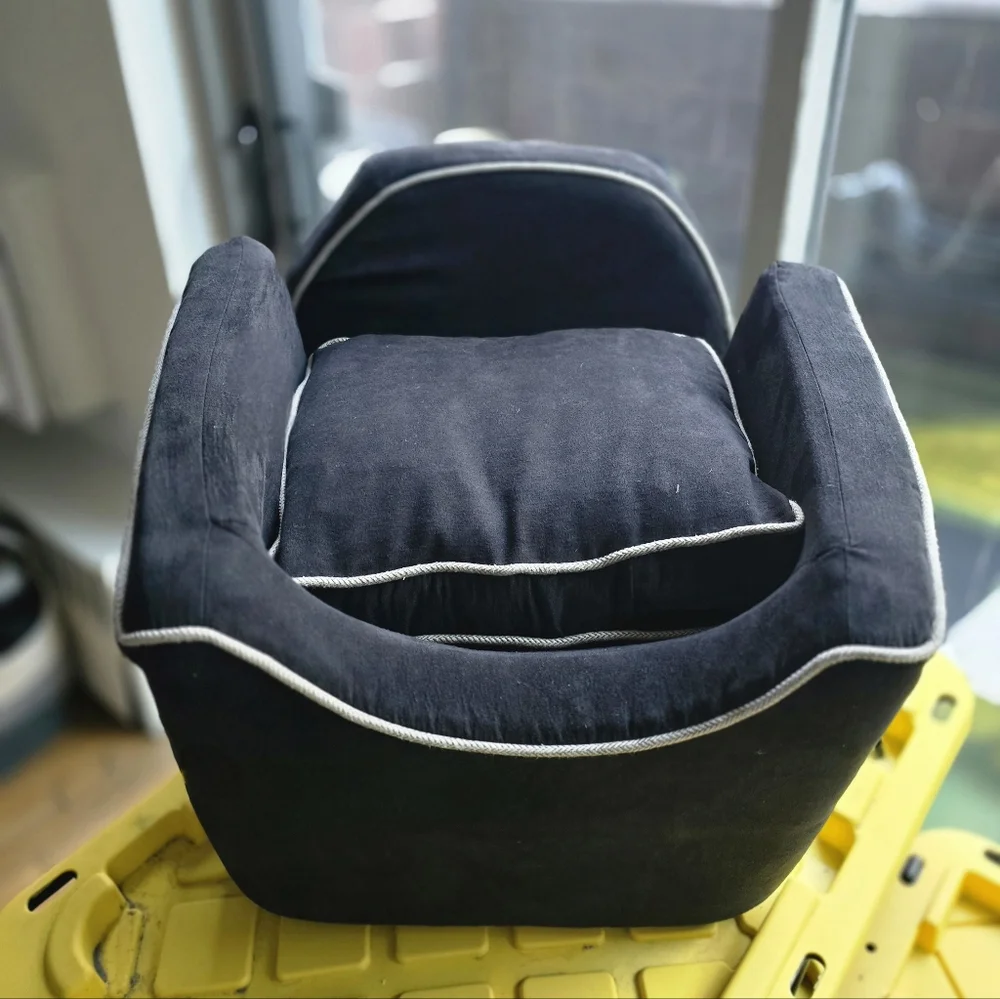 Luxury Lookout Microfiber Dog Car Seat